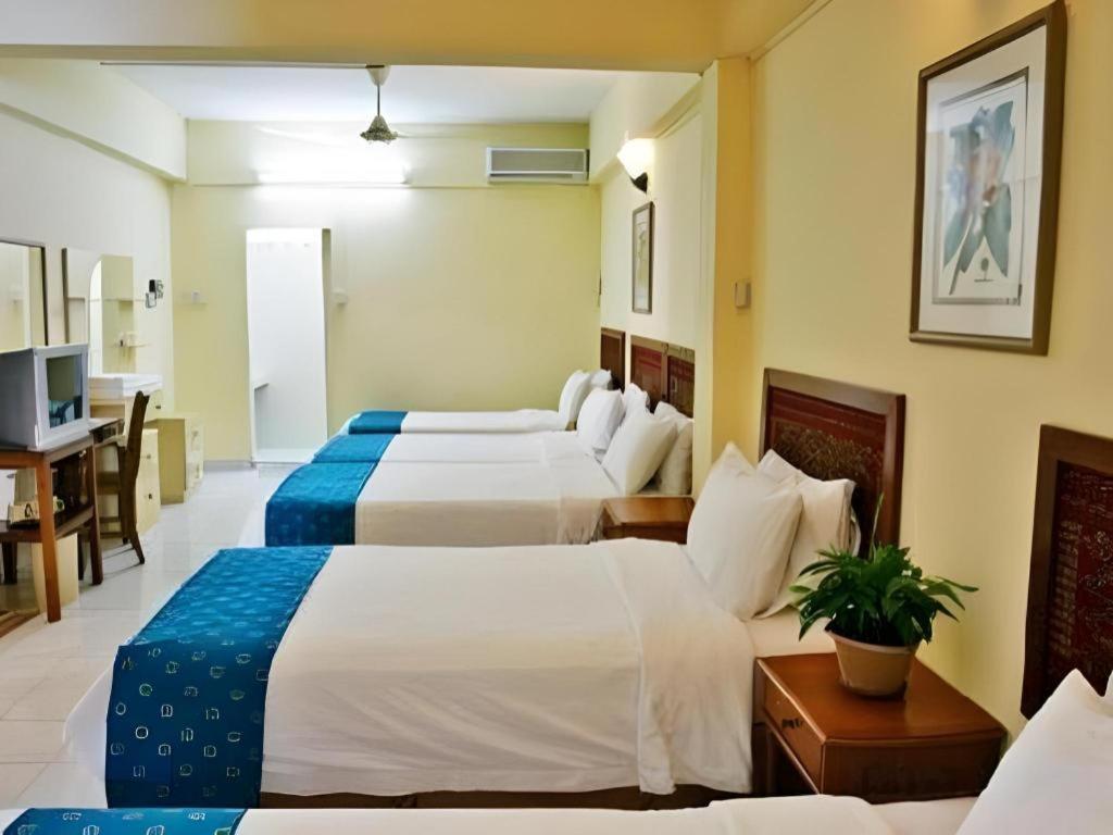 Seapark Condotel Hotel Kota Kinabalu Exterior foto
